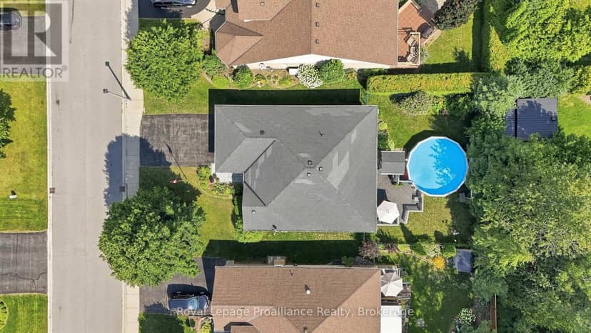 9 Seneca Drive, Brighton, photo 5