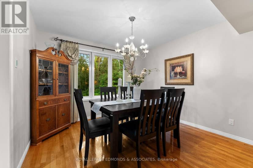 131 Owens Street — photo 11 of 40