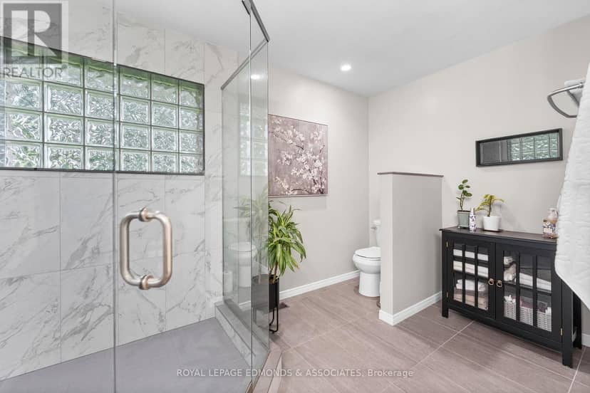 131 Owens Street — photo 26 of 40