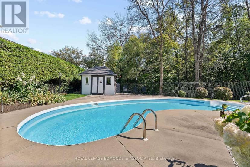 131 Owens Street — photo 36 of 40