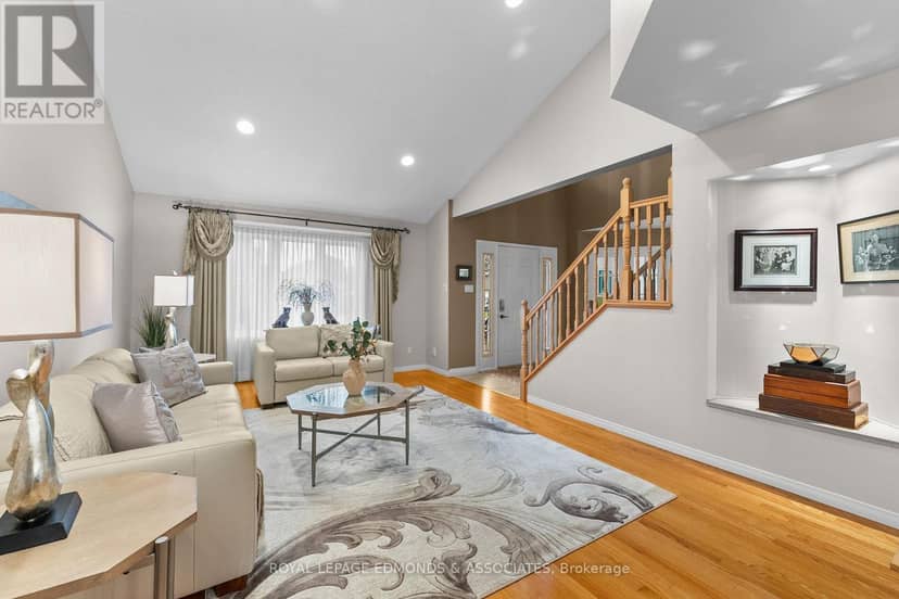 131 Owens Street — photo 7 of 40