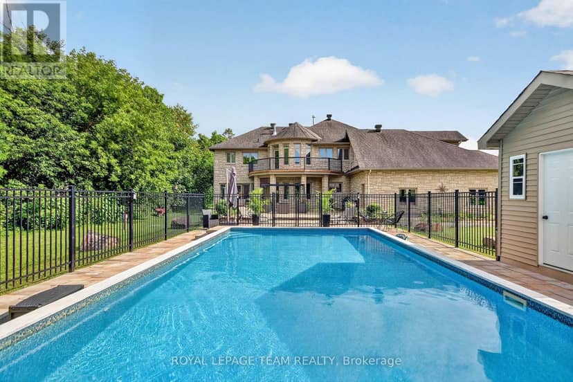 1425 Balmoral Drive — photo 37 of 40