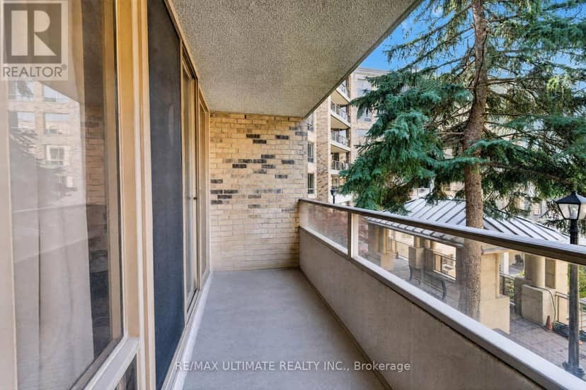 218 - 215 The Donway W — photo 38 of 40