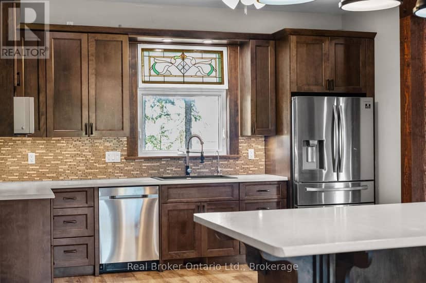 241787 16 Concession — photo 7 of 39