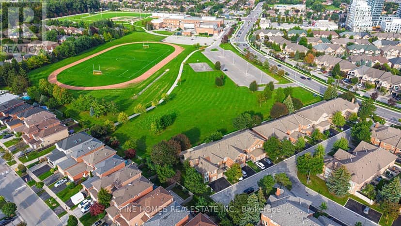 42 Alameda Circle, Vaughan, photo 3