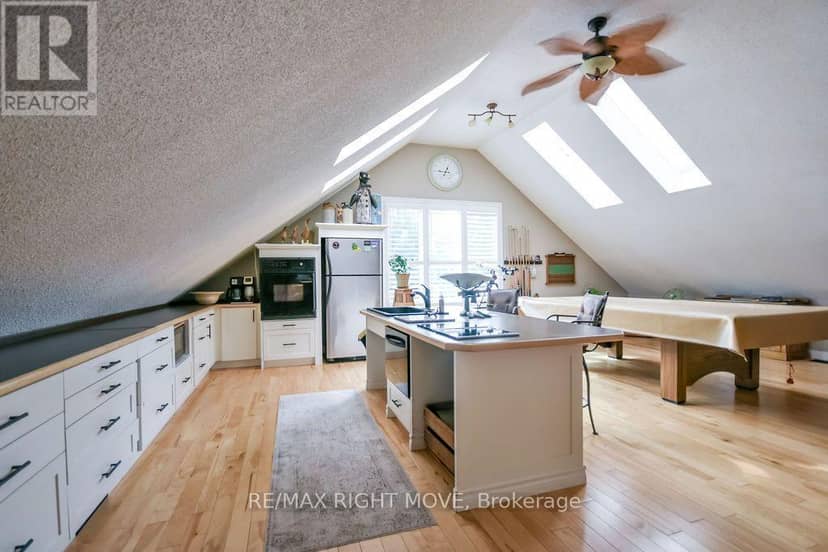 2640 Westshore Crescent — photo 20 of 40