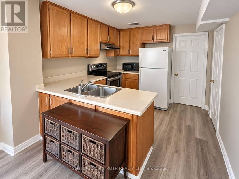 509 Grove Street E — photo 12 of 15
