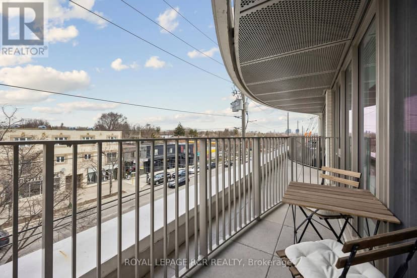 321 - 689 The Queensway — photo 15 of 28