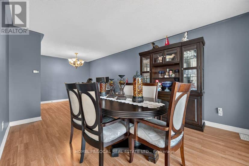 4 Martindale Crescent — photo 14 of 40