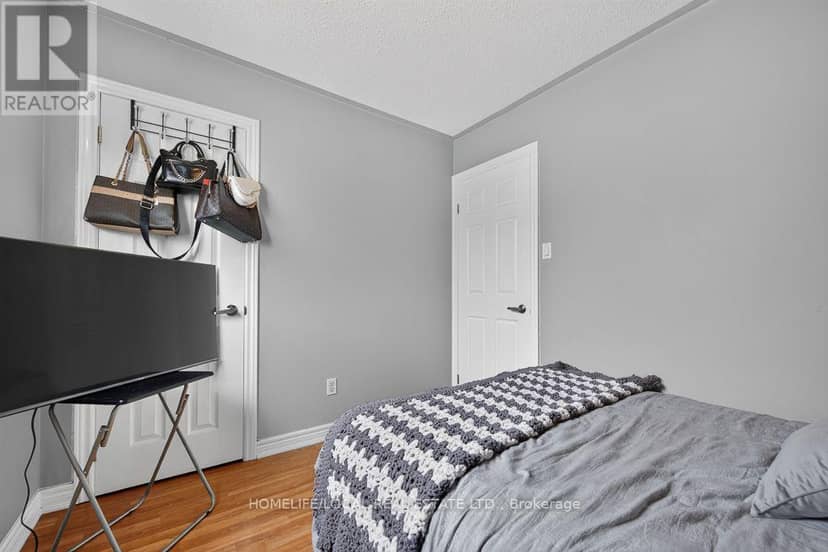 4 Martindale Crescent — photo 22 of 40