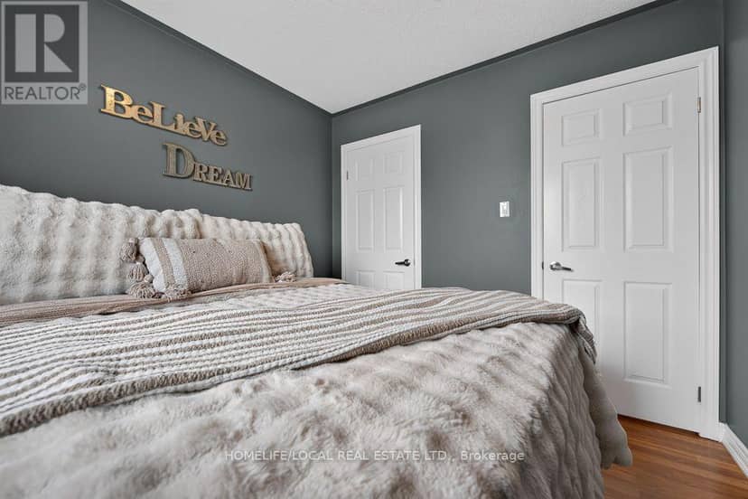 4 Martindale Crescent — photo 27 of 40