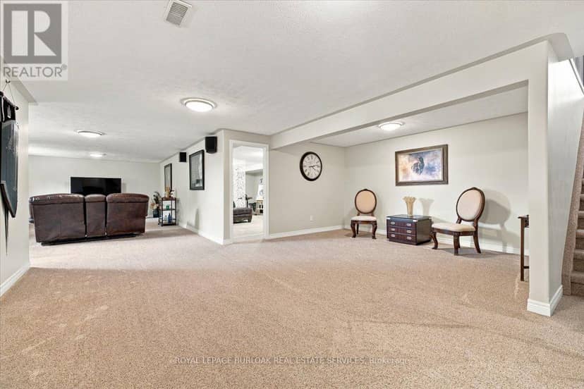 25 Birch Avenue — photo 24 of 38