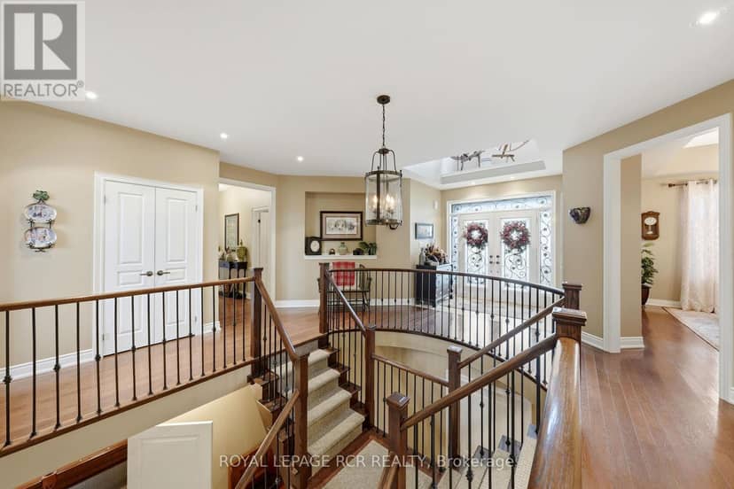 8 Masters Creek Boulevard — photo 7 of 40