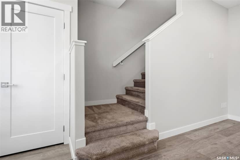 4241 E Keller AVENUE — photo 14 of 40