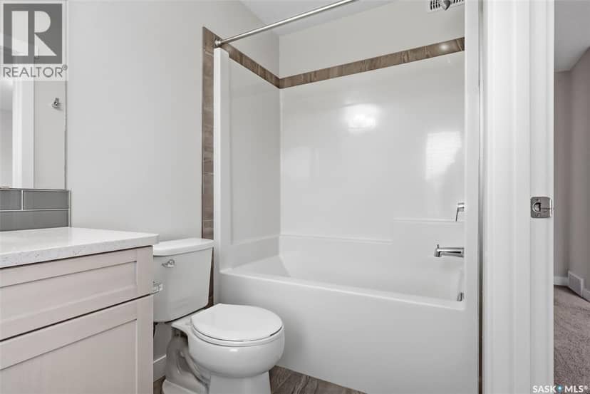 4241 E Keller AVENUE — photo 22 of 40