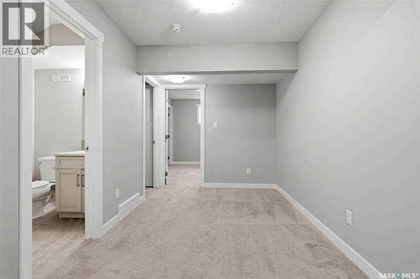 4241 E Keller AVENUE — photo 35 of 40