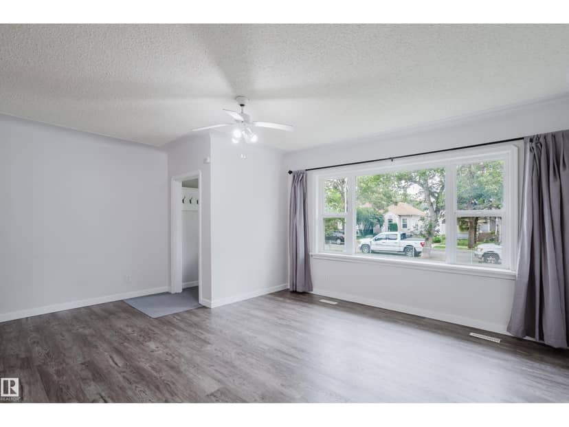 11934 87 ST NW, Edmonton, photo 2
