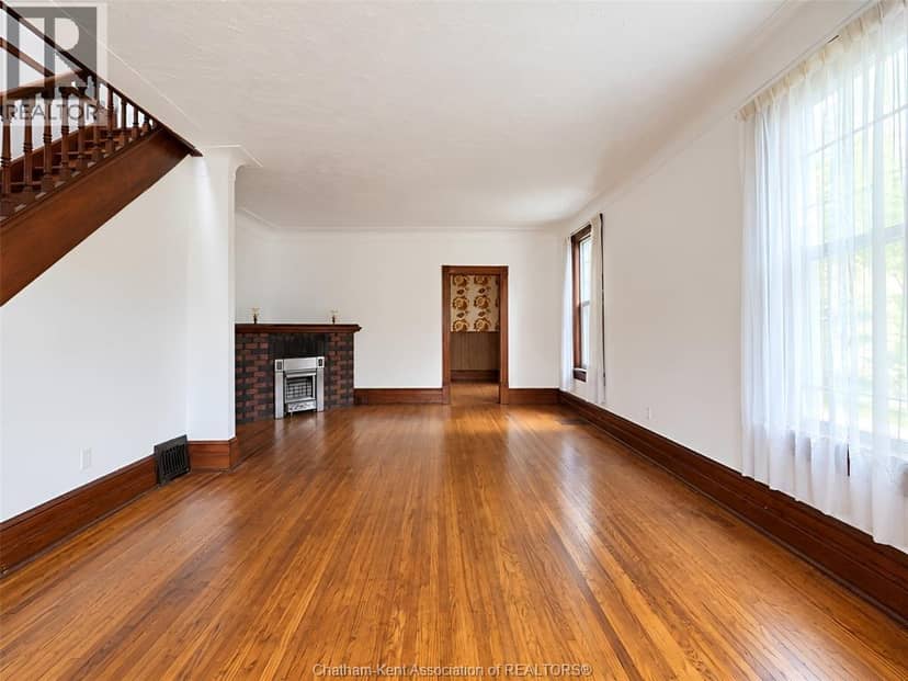 86 Chatham STREET North — photo 30 of 40