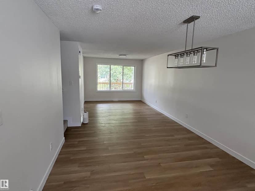 4843 115 AV NW, Edmonton, photo 2