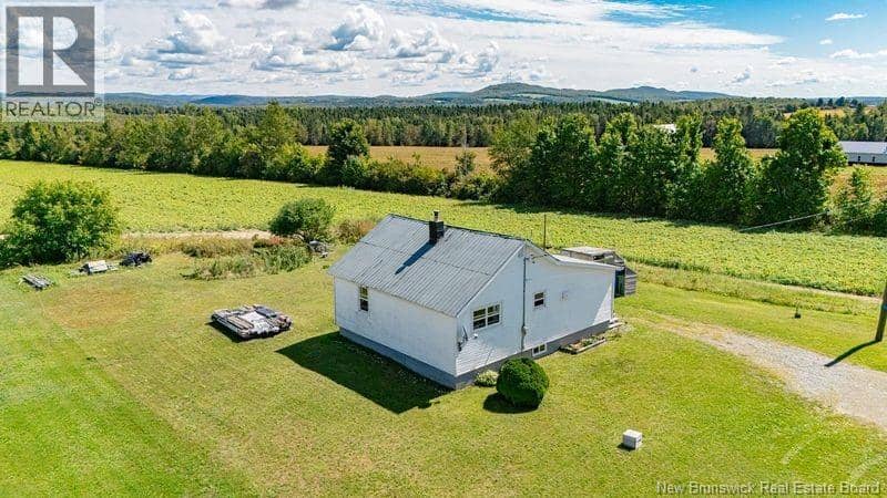 398 Greenfield Road — photo 1 of 16