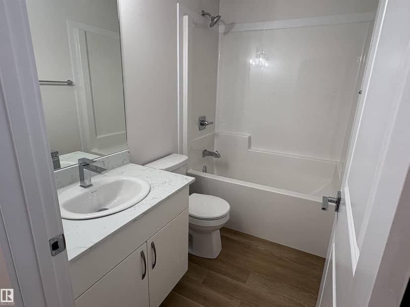 4843 115 AV NW — photo 14 of 15