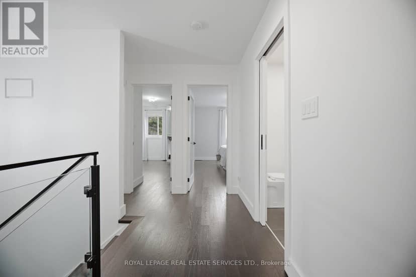 68 - 536 Sheraton Road — photo 16 of 40