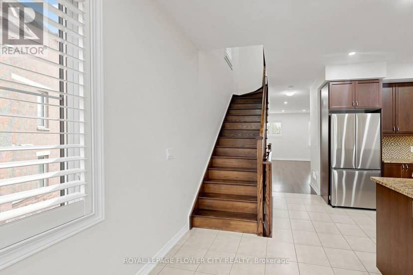 46 Soccavo Crescent — photo 27 of 40