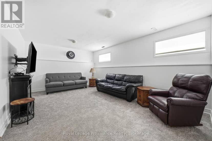 13 Forester Drive — photo 27 of 40