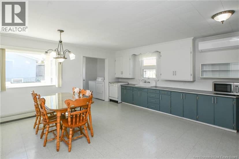 351 Saint-Pierre E. Boulevard — photo 15 of 40