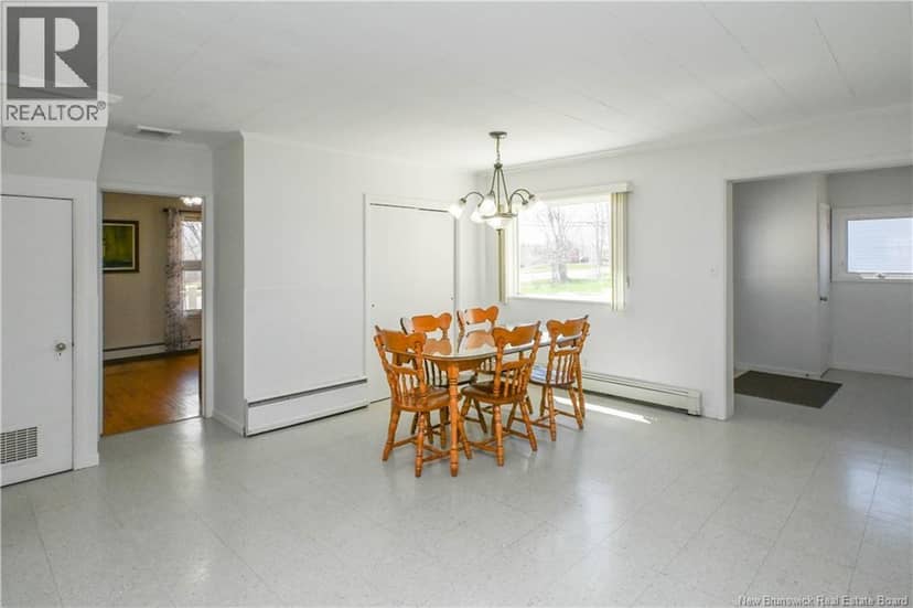 351 Saint-Pierre E. Boulevard — photo 16 of 40