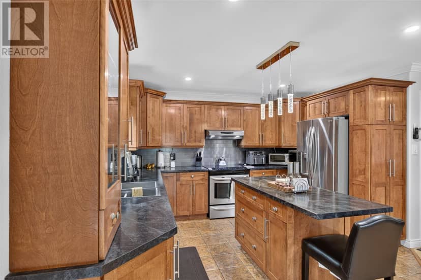 3 NATHANIEL Drive — photo 7 of 38