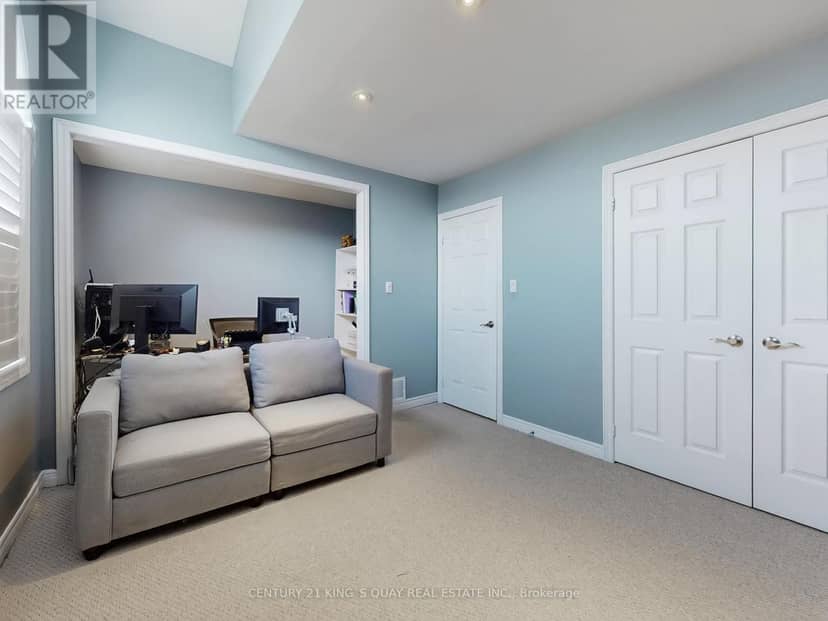 35 McKennon Street — photo 39 of 40