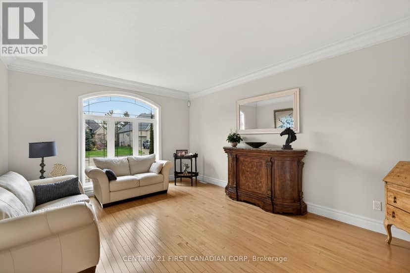 2 - 7222 Clayton Walk — photo 13 of 40