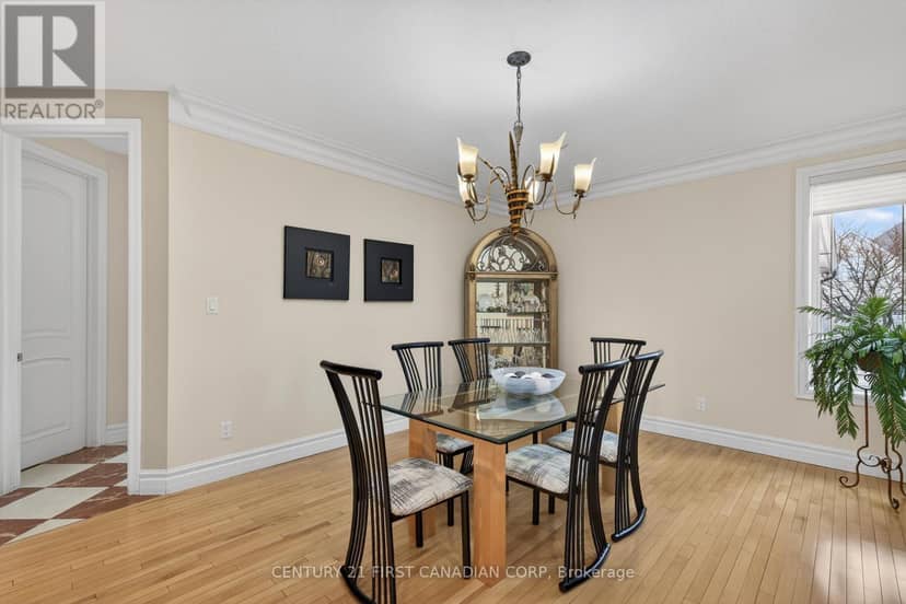 2 - 7222 Clayton Walk — photo 17 of 40