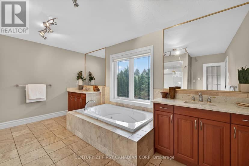 2 - 7222 Clayton Walk — photo 25 of 40