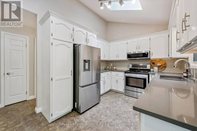 17 Sugarbush Place — photo 17 of 40