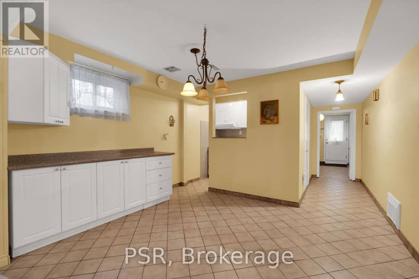 60 Bamford Crescent — photo 34 of 40