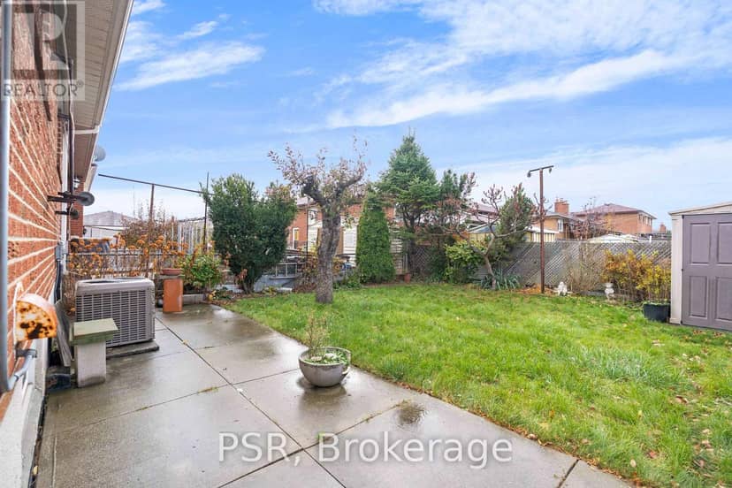 60 Bamford Crescent — photo 38 of 40