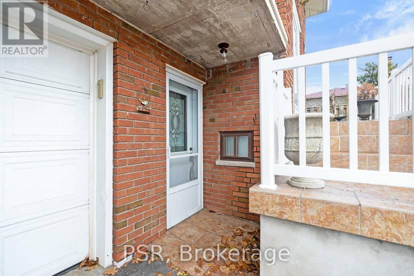 60 Bamford Crescent — photo 6 of 40