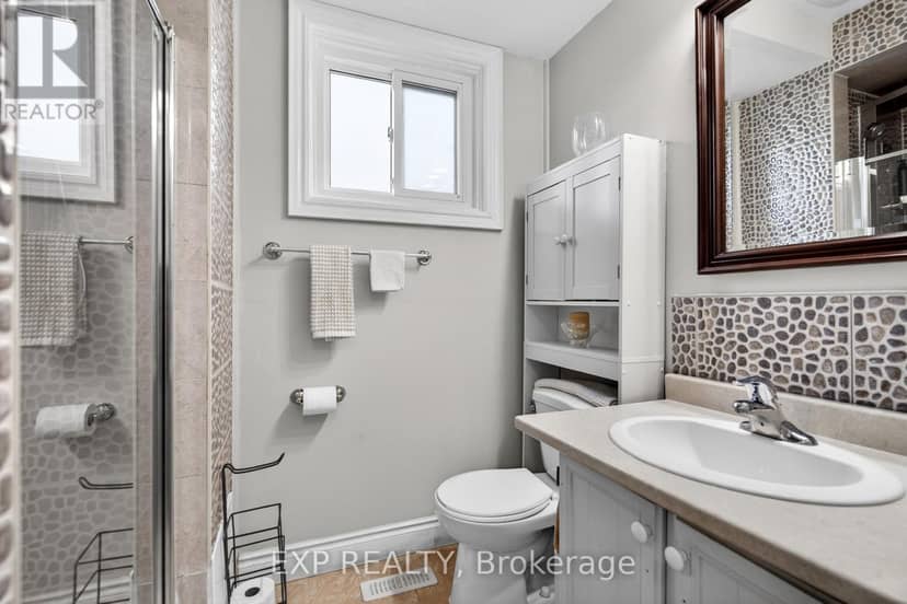 88 English Street — photo 37 of 40
