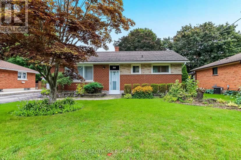 316 Willowgrove Crescent — photo 1 of 20