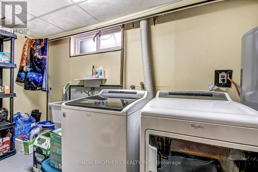 316 Willowgrove Crescent — photo 18 of 20