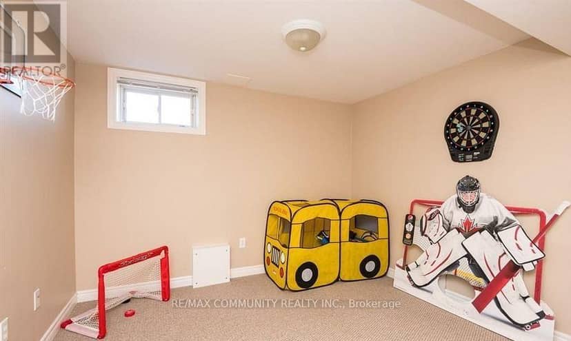 166 St. Lawrence Drive — photo 29 of 40