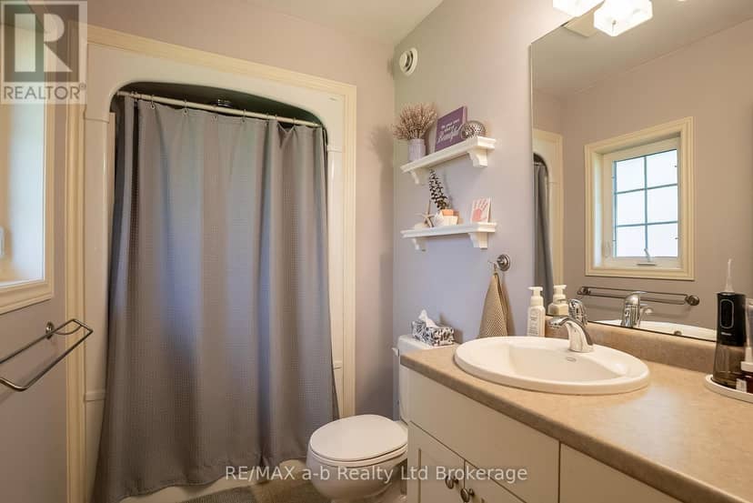 4 Otterview Drive — photo 18 of 26