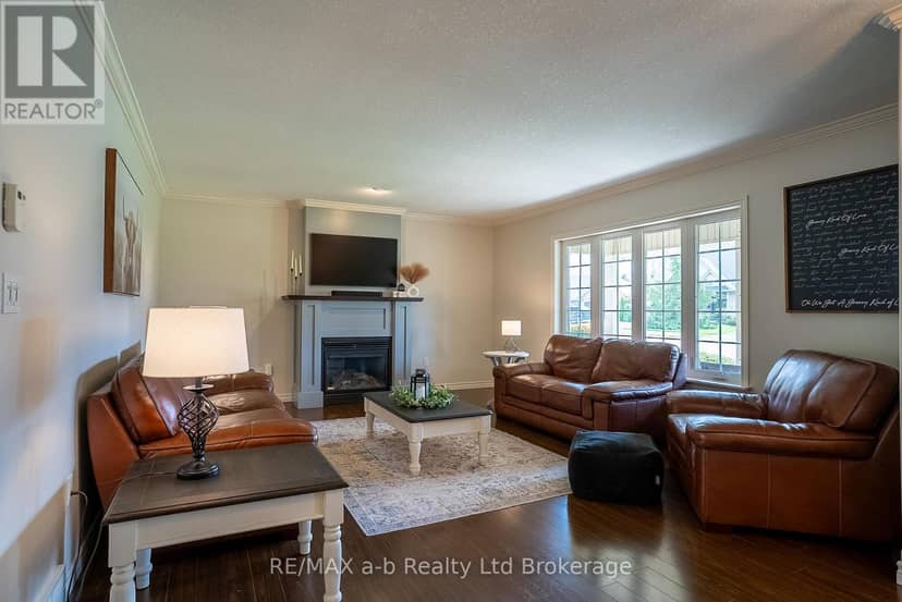4 Otterview Drive — photo 9 of 26