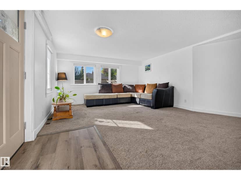 11603 72 AV NW — photo 29 of 40