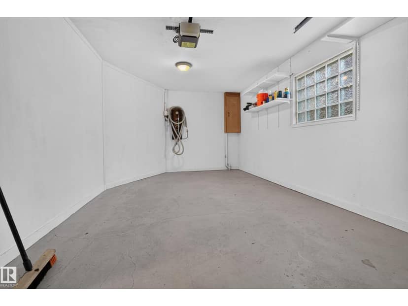 11603 72 AV NW — photo 37 of 40