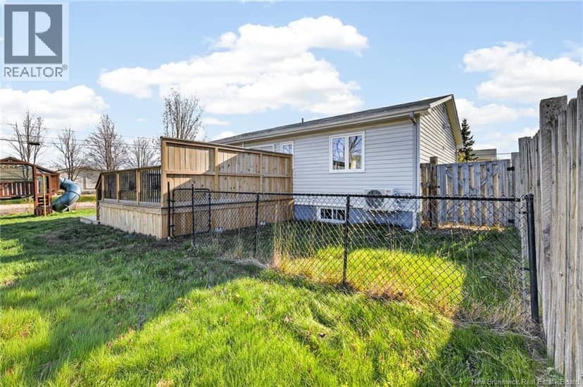 205 Thomas Street — photo 7 of 34