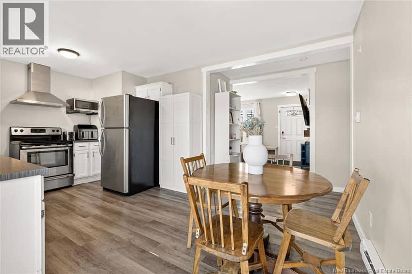 205 Thomas Street — photo 20 of 34