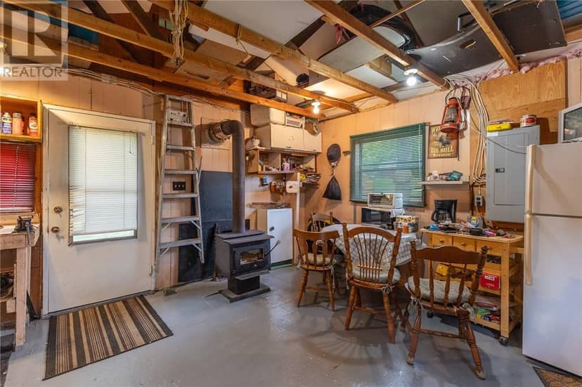 1500 Bass Lake Road, Espanola, photo 7